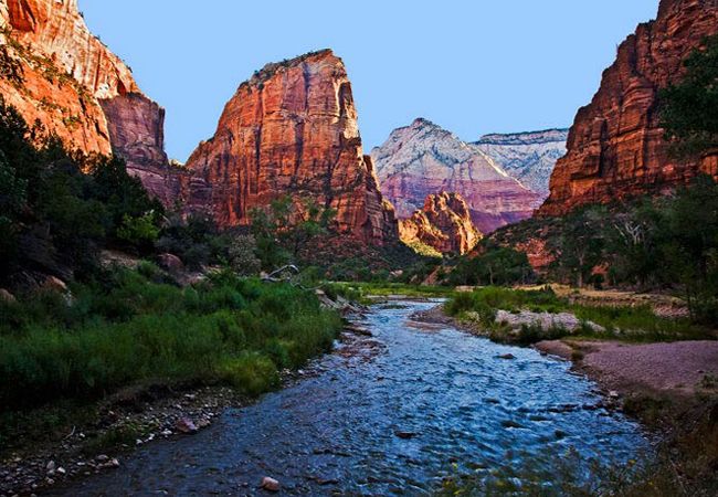 A Southwest Honeymoon Road Trip — Sedona to Las Vegas