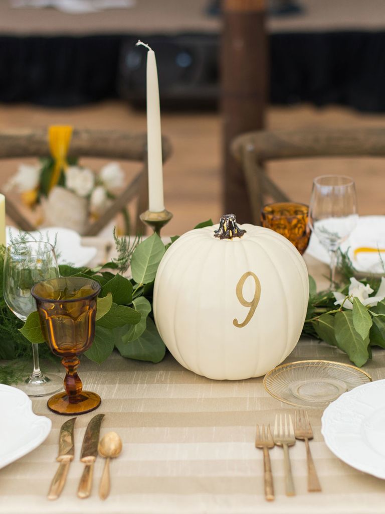 13 Elegant Pumpkin Décor Ideas to Spice Up Your Fall Wedding