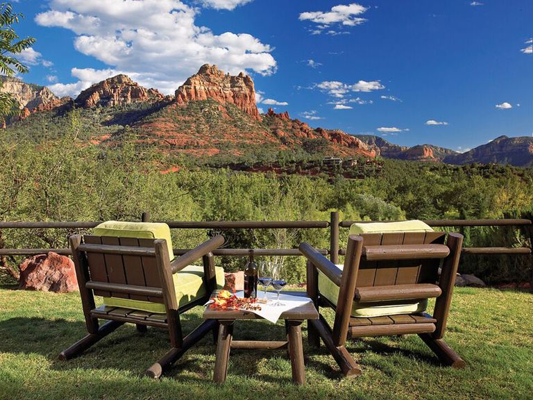 10 Luxury Destinations for a Passport-Free Honeymoon