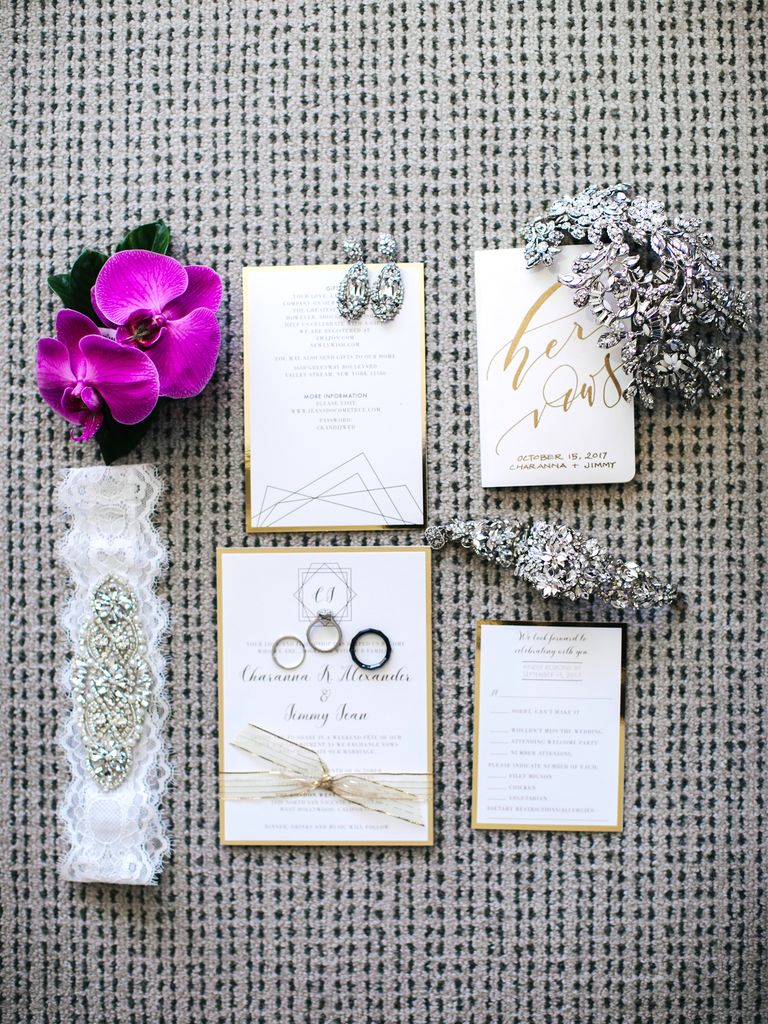 10 Must-Have Wedding Day Emergency Items