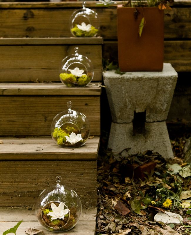 10 Ways To Use Hanging Glass Globes At Your Wedding