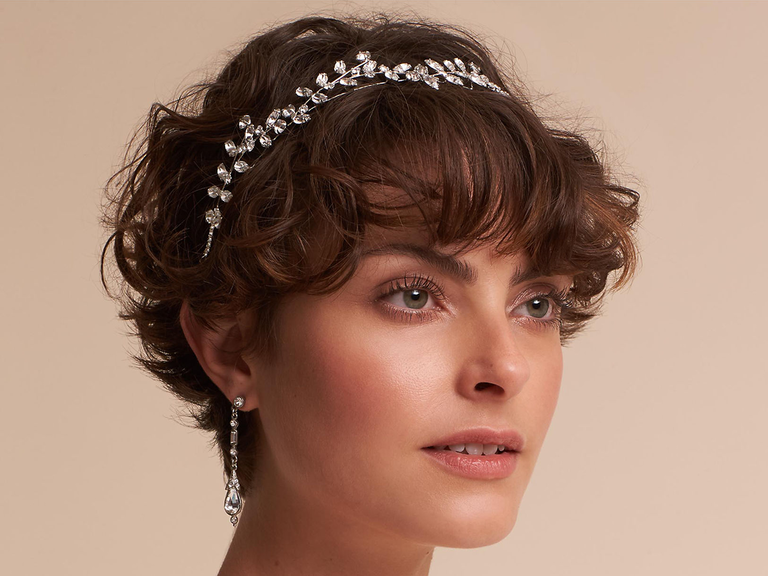 11 Stunning Wedding Headpieces for Every Bride