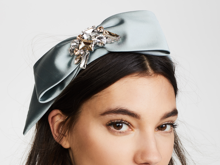 11 Stunning Wedding Headpieces for Every Bride