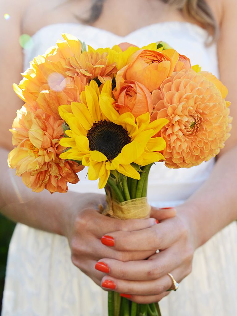 13 Charming Sunflower Wedding Bouquets