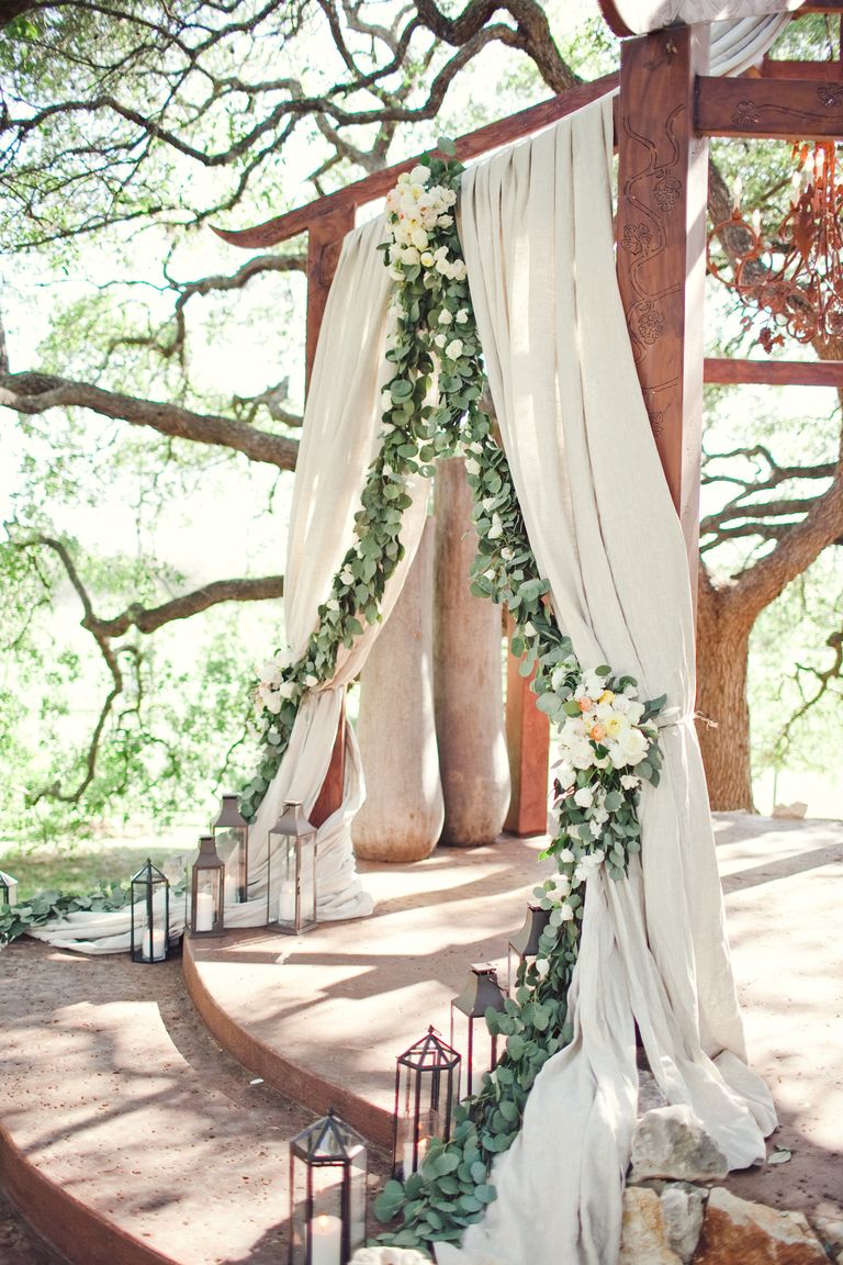 13 Genius Places To Hang A Wedding Garland