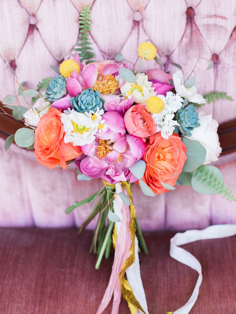 15 Bright Bouquets (Plus the Best Blooms to Use)
