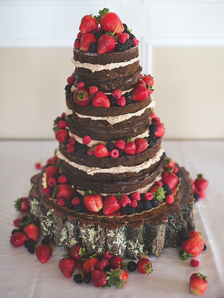 15 Delicious Chocolate Wedding Cakes