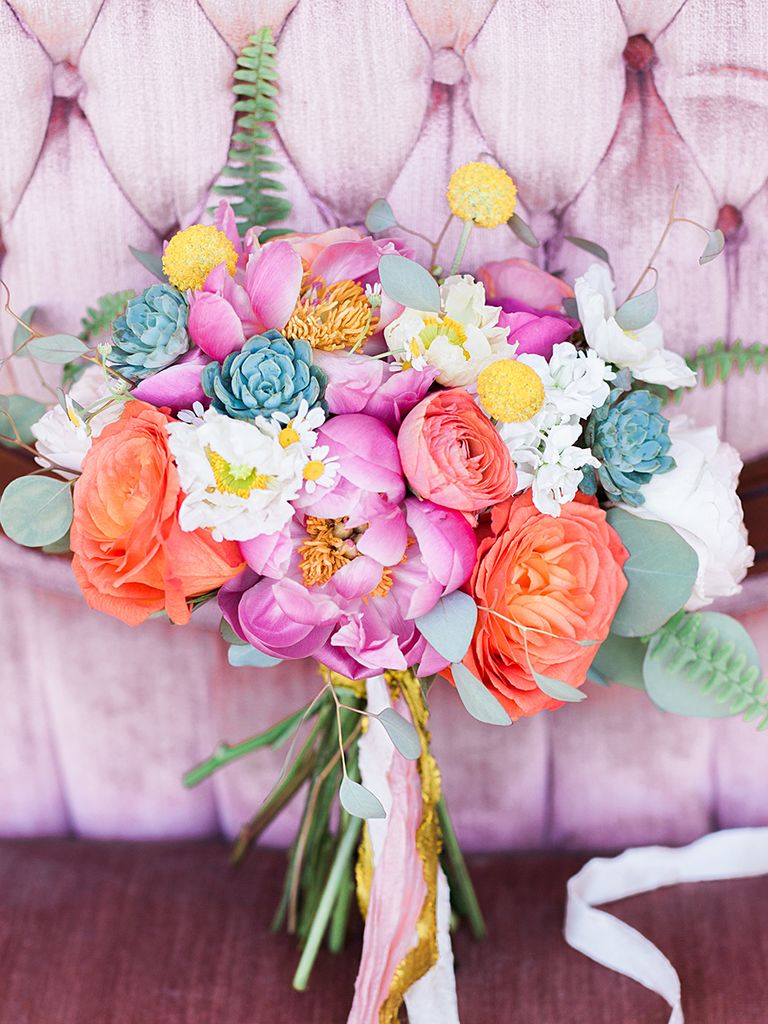 15 Peony Bouquet Ideas for Every Wedding Style