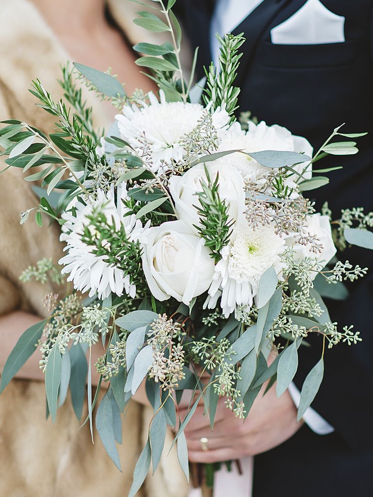 15 Stunning Greenery Wedding Bouquets