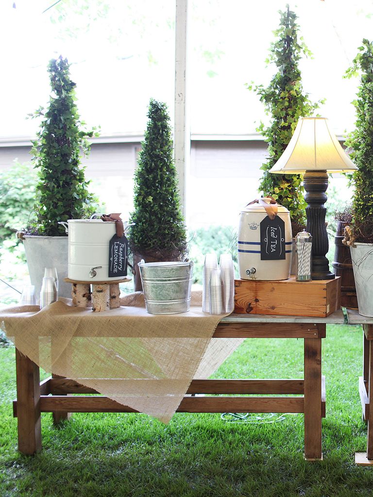 17 Chic Ways to Decorate With Rustic Wooden Crates