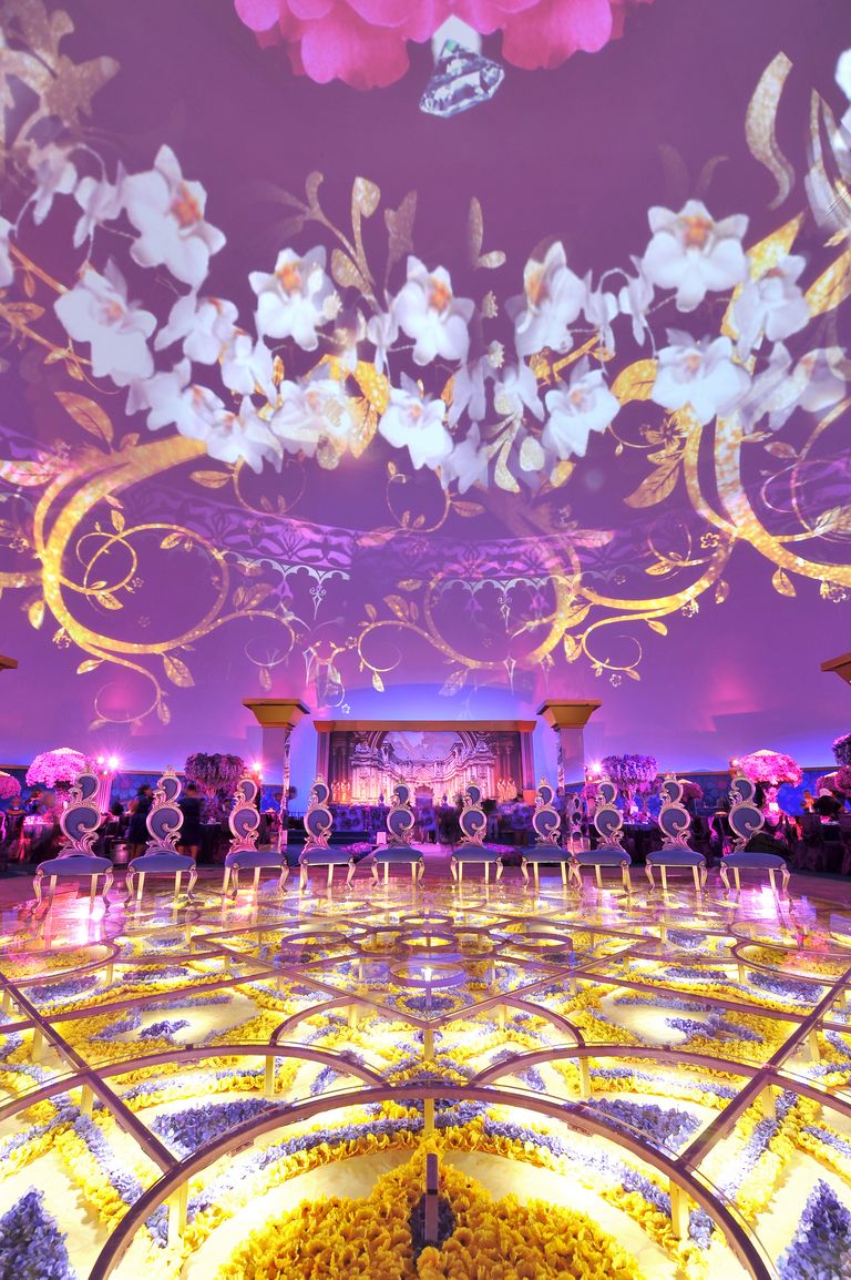 18 of Our Favorite Over-the-Top Wedding Ideas