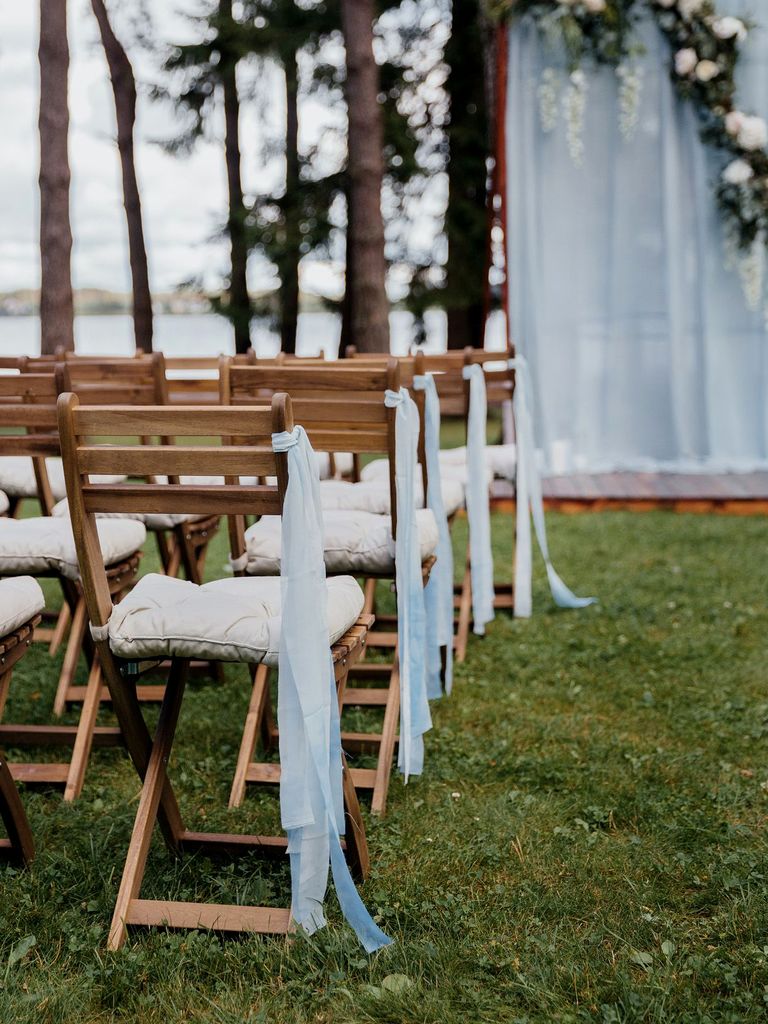 19 Chic and Creative Ways to Decorate Your Wedding Aisle
