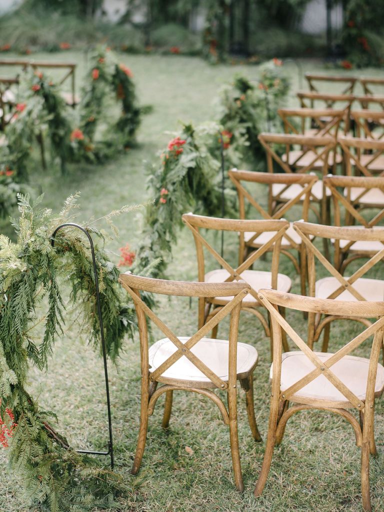 19 Chic and Creative Ways to Decorate Your Wedding Aisle