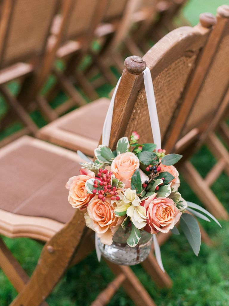 19 Chic and Creative Ways to Decorate Your Wedding Aisle