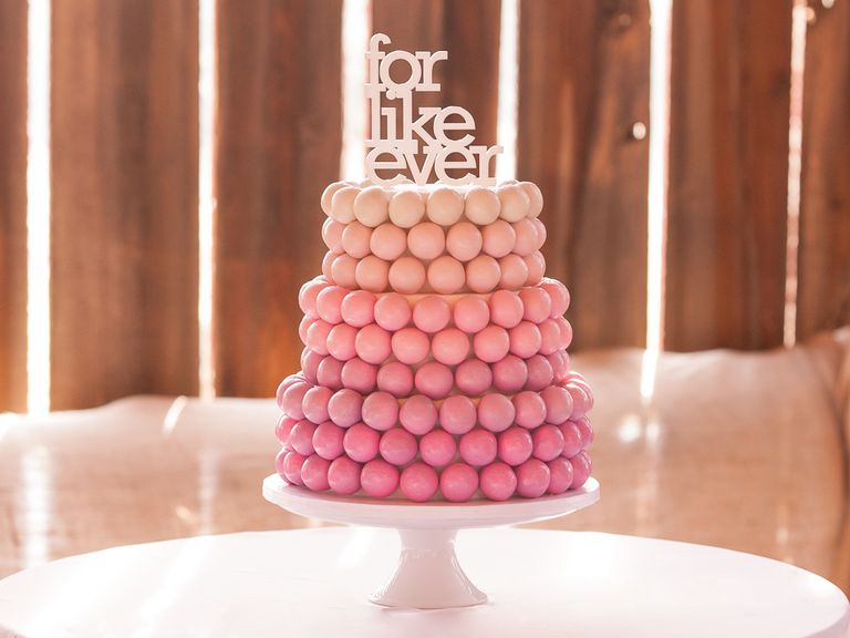 14 Wedding Dessert Ideas (That Aren’t Cake!)