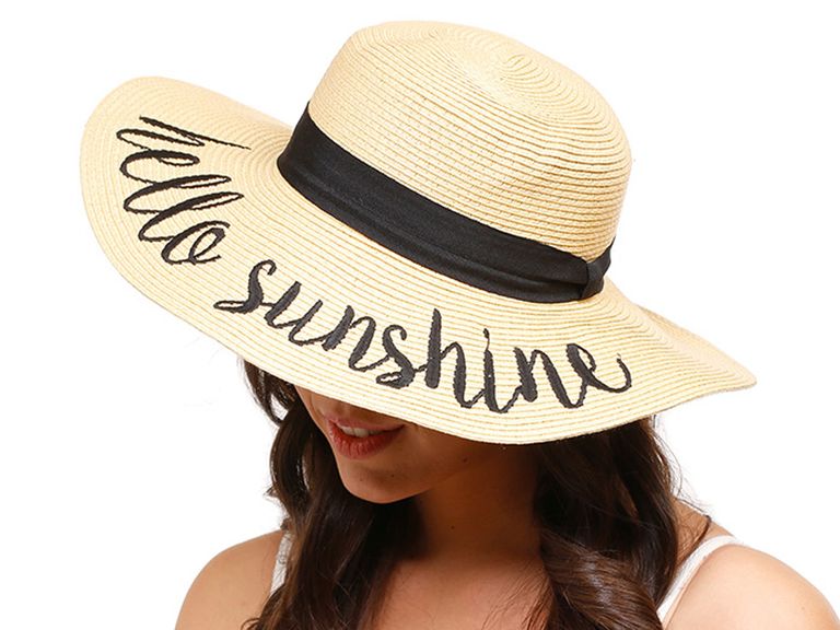 21 Floppy Sun Hats With Witty Phrases for Your Bachelorette Party or Honeymoon