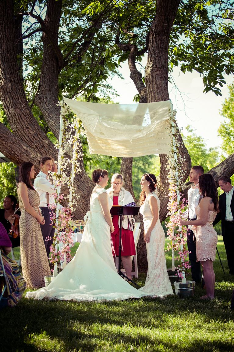 29 of the Prettiest Wedding Chuppahs We've Ever Seen