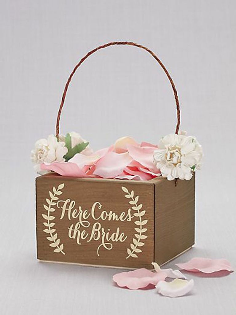 31 Adorable Flower Girl Baskets