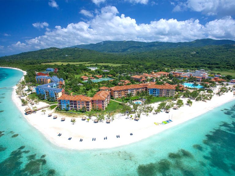 50 Best Places to Honeymoon