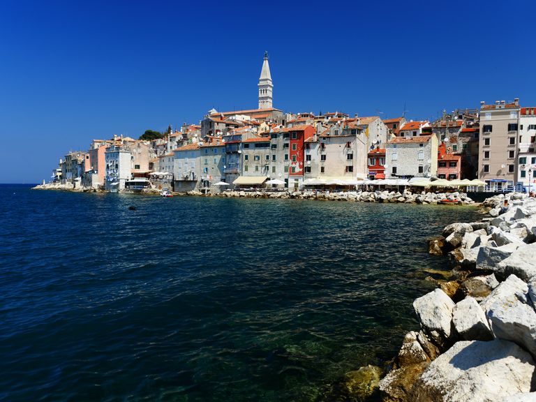 50 Best Places to Honeymoon