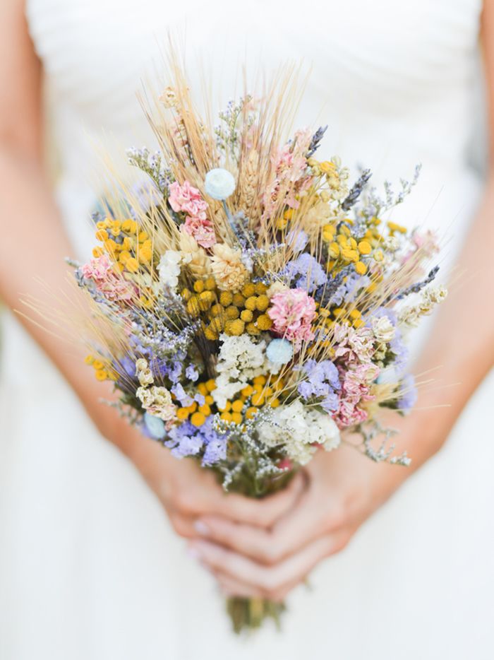 7 New Twists On the Bridal Bouquet