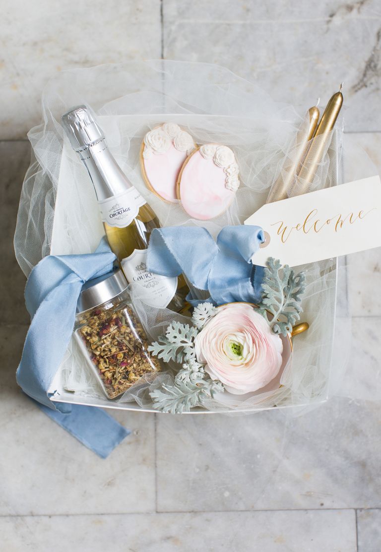 7 Ways to Incorporate "Something Blue" Into Your Wedding Day