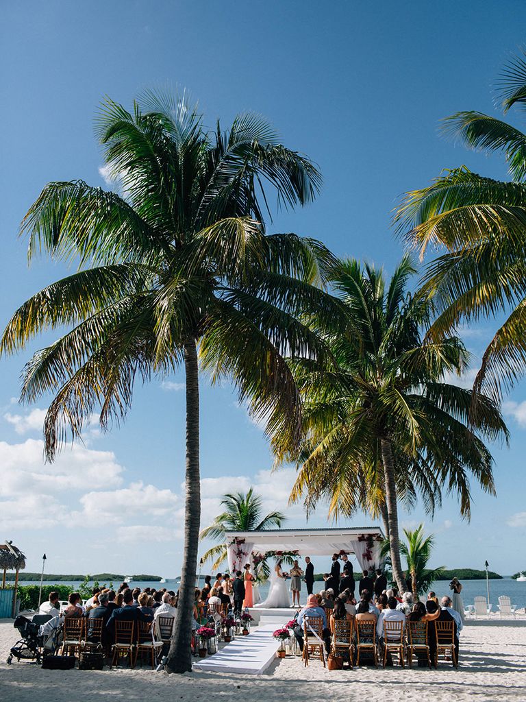 Sneak Peek: A Fun Waterfront Wedding at Pierre’s Restaurant in Islamorada, Florida