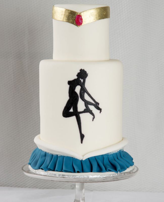 You Have to See These Geeky Groom’s Cakes!