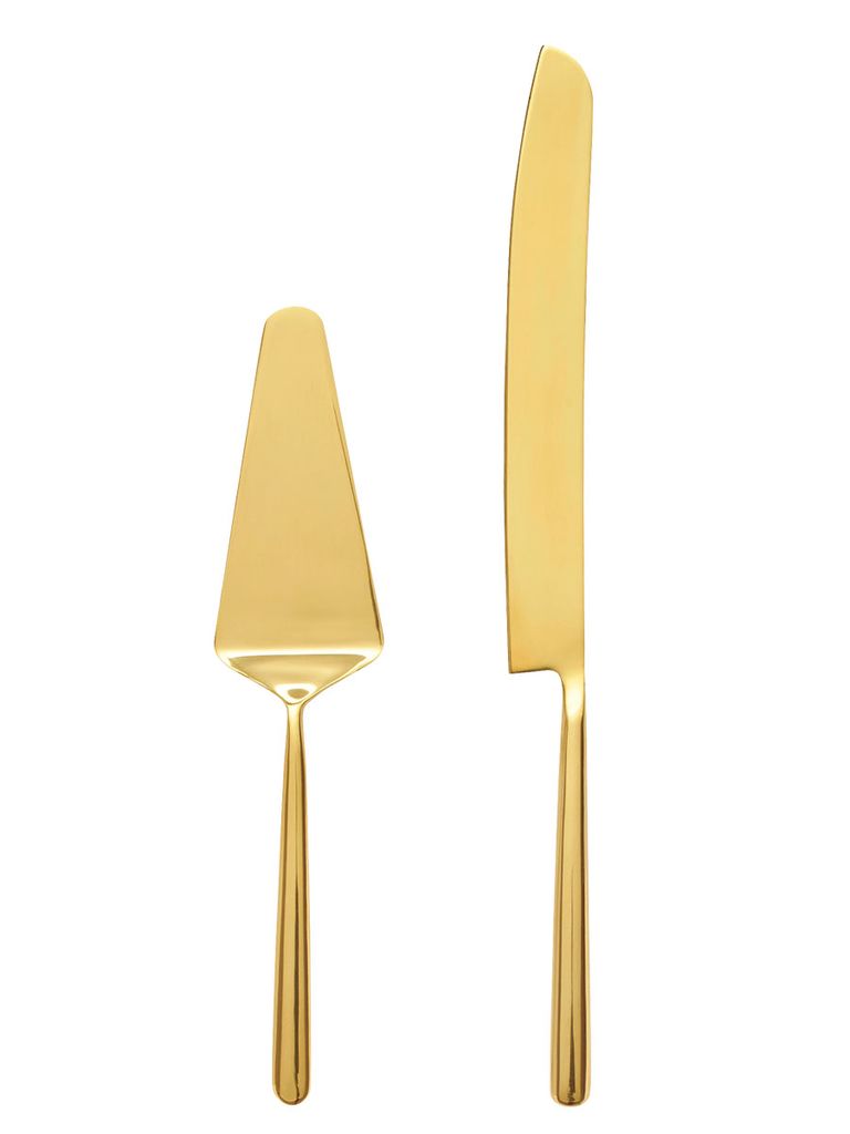 8 Cake Knives and Servers for Your Wedding