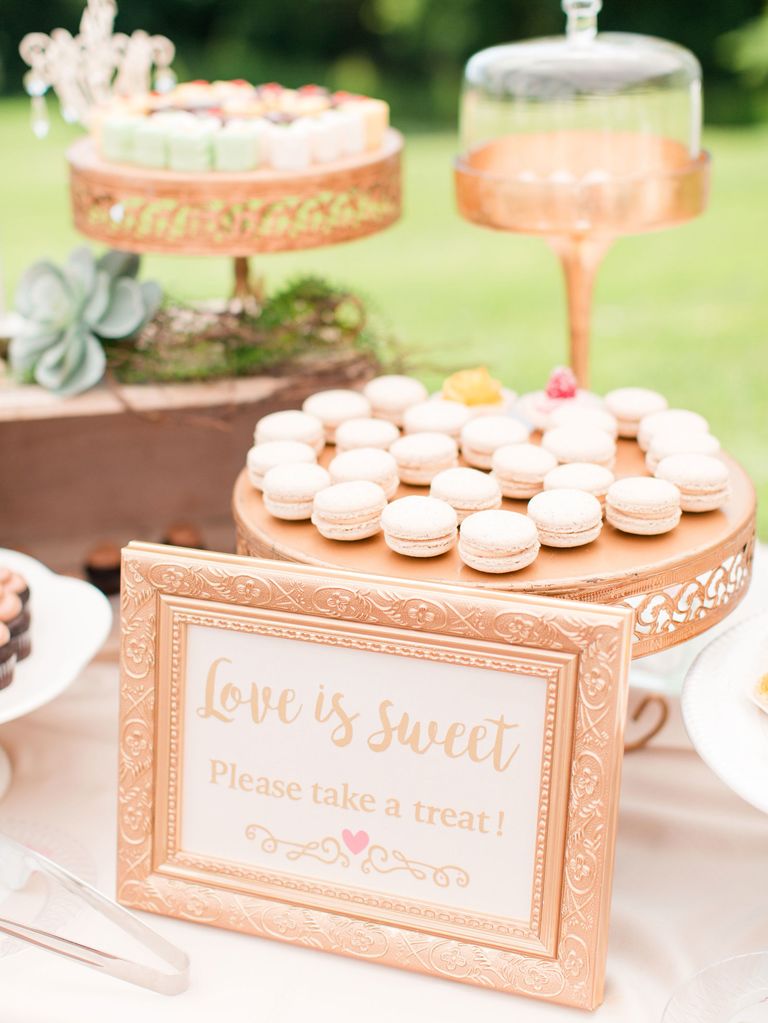 8 Sweet Ways to Serve Macarons at Your Wedding Reception