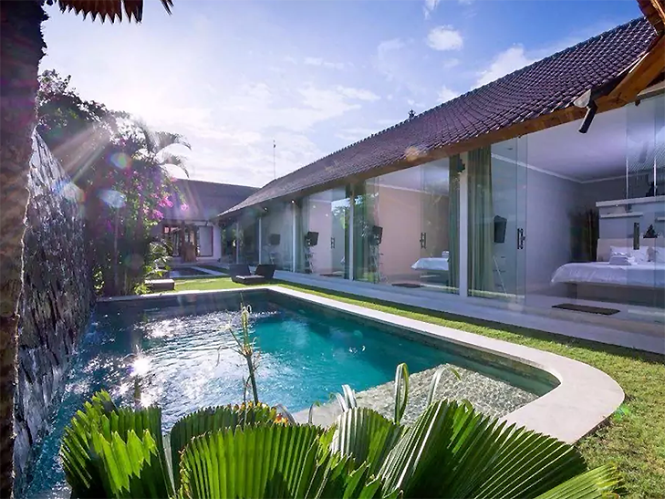 9 Airbnb Properties Perfect for Your Destination Wedding