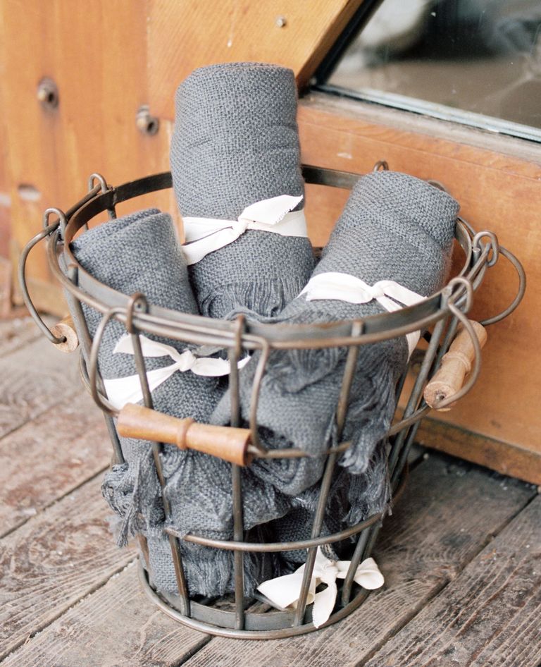 9 Ways to Make Your Wedding Guests Happy