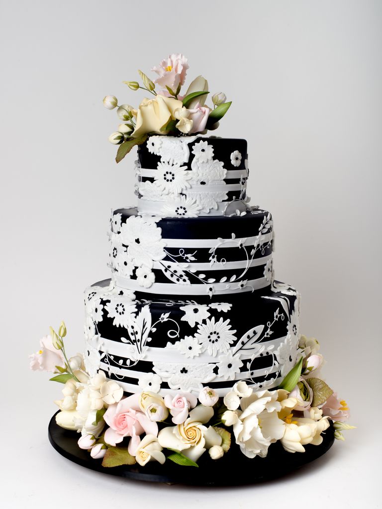 Cake Designer Ron Ben-Israel Talks Wedding Cake Trends