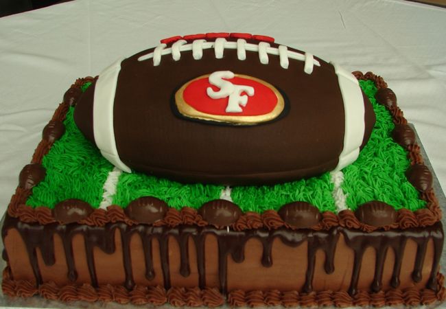 Football Inspired Grooms Cakes!