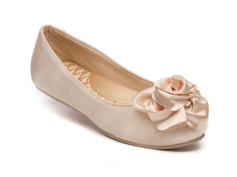 Getting-Ready Essentials for the Bridal Suite