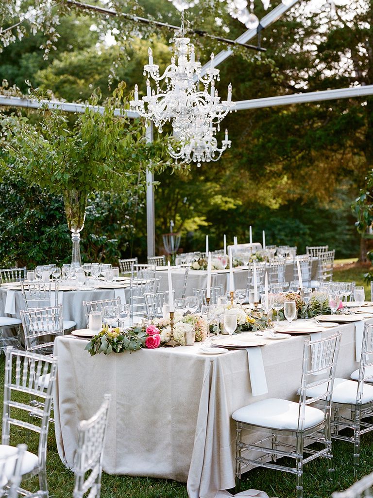 How to Decorate Banquet, Square and Round Reception Tables