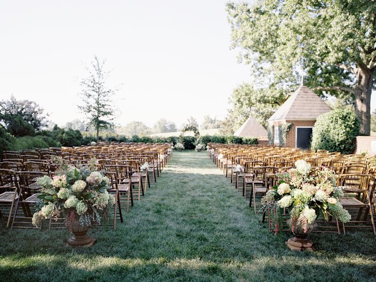 How to Have a Vineyard-Style Wedding (Minus the Vineyard)