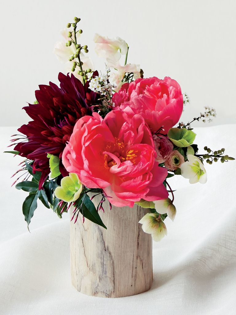 New Ways to Style Your Reception Flowers