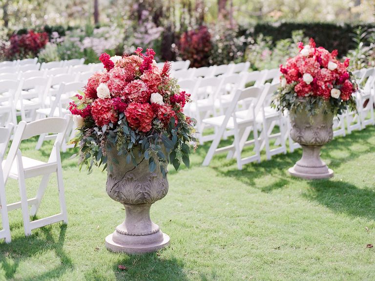 Our Official Guide to the Symbolic Meanings of Wedding Flowers