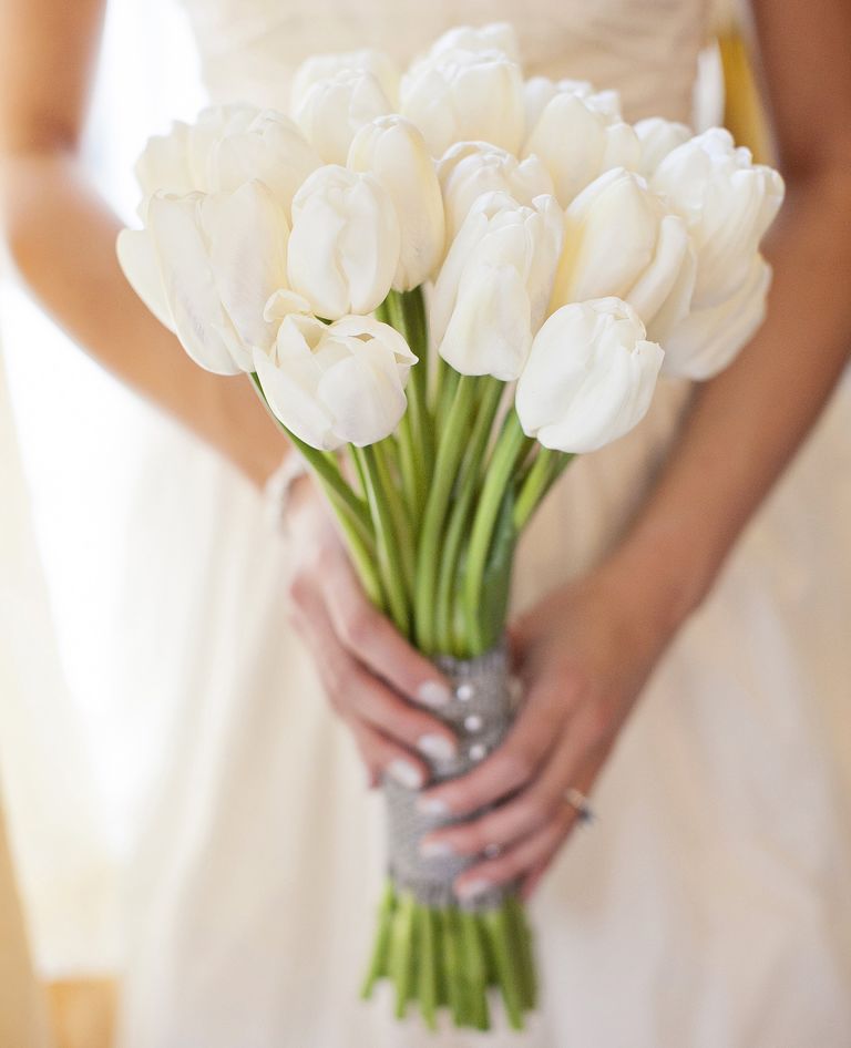 Our Official Guide to the Symbolic Meanings of Wedding Flowers