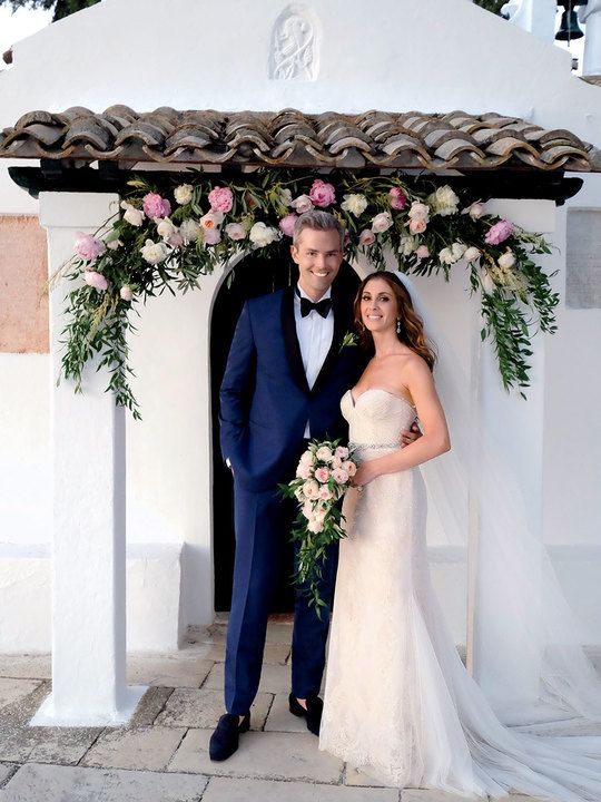 See 'Million Dollar Listing's Ryan Serhant and Emilia Bechrakis' Gorgeous Grecian Wedding