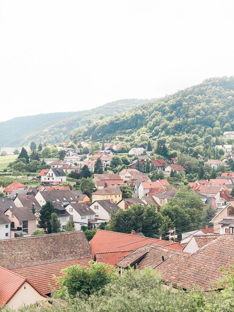 Sneak Peek: A Classic, Romantic Wedding in Neustadt an der Weinstrasse, Germany