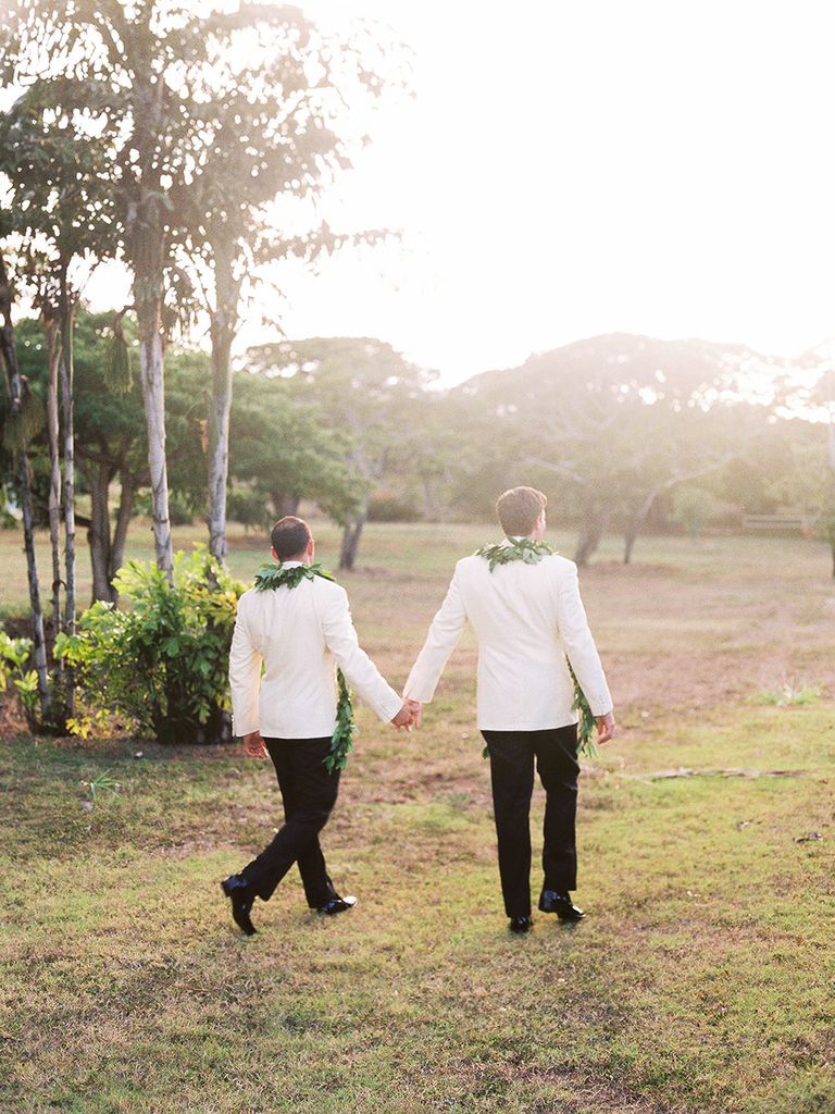 Sneak Peek: An Island Chic Wedding at Dillingham Ranch in Waialua, Hawaii