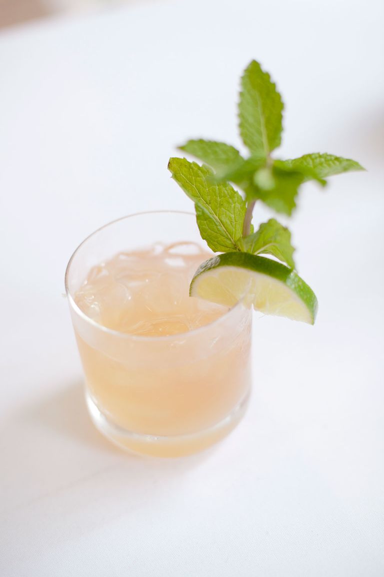 Summer Cocktails Your Guests Will Love