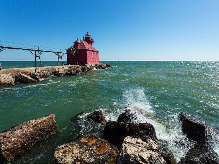 The Best Midwestern Destinations for a Minimoon or Honeymoon