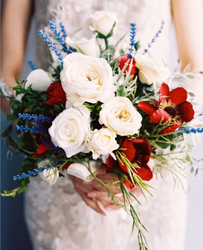 These Bouquets Will Change What You Think About Silk Flowers