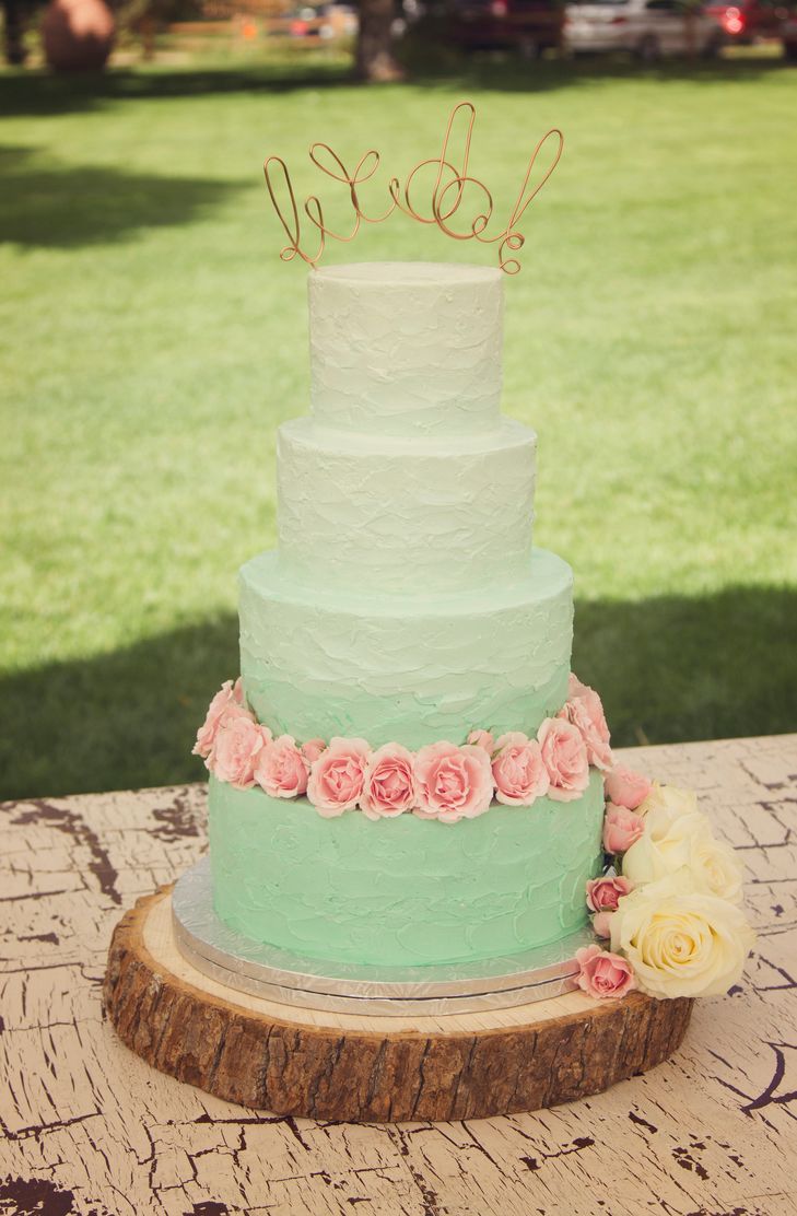 These Gorgeous Green Ombre Wedding Cakes Are Perfect For St. Patrick's Day