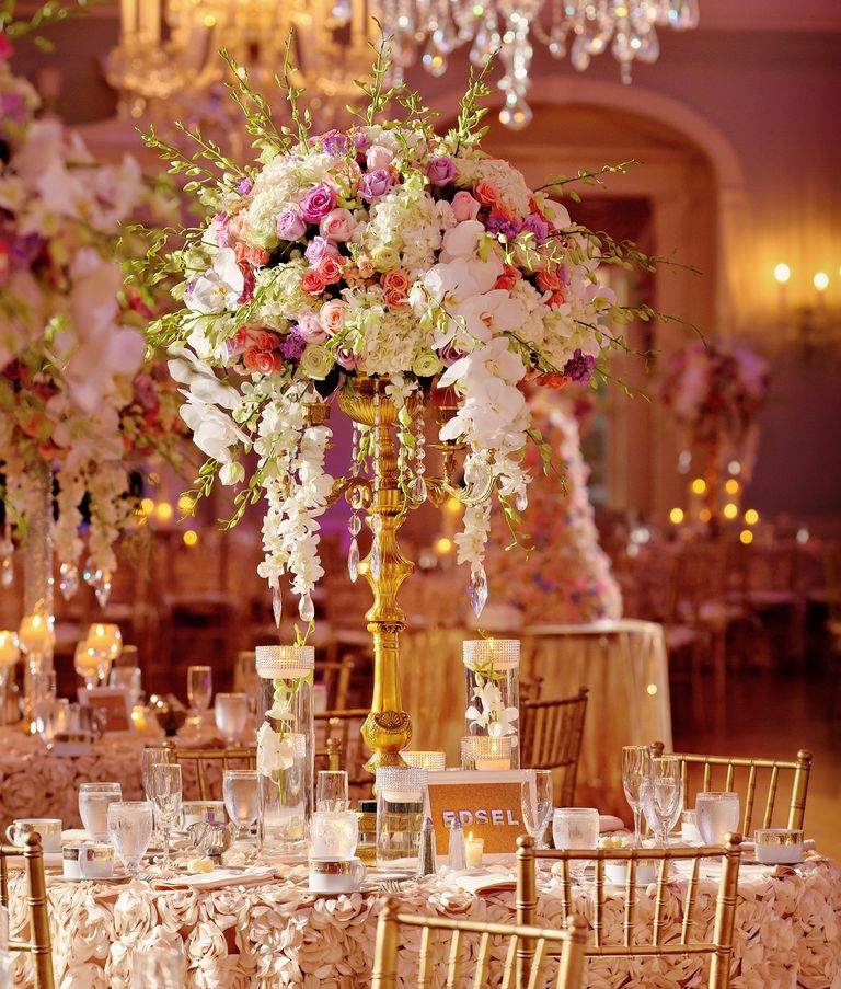 Wedding Reception Centerpiece Styles to Inspire Your Florals