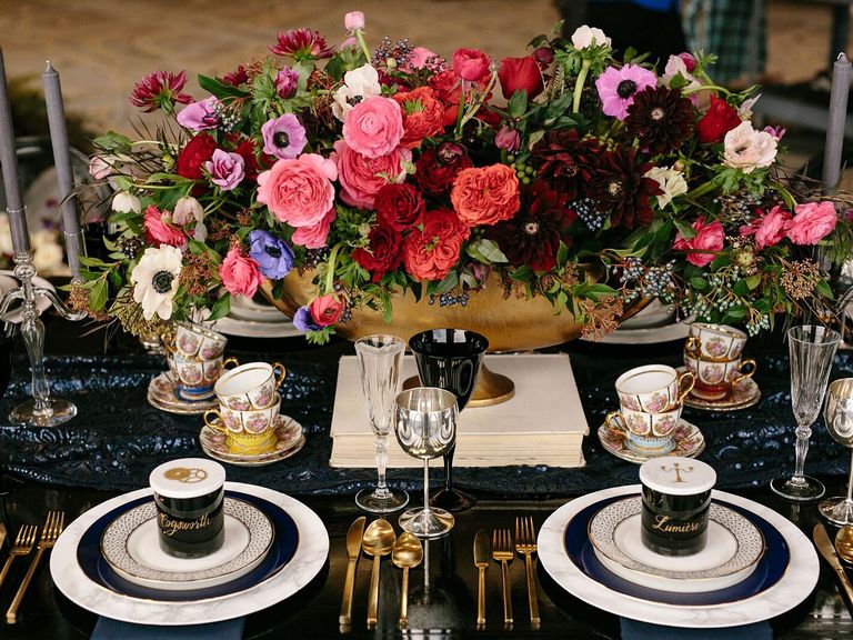 Disney Fans Will Love This ‘Beauty and the Beast’ Reception Décor