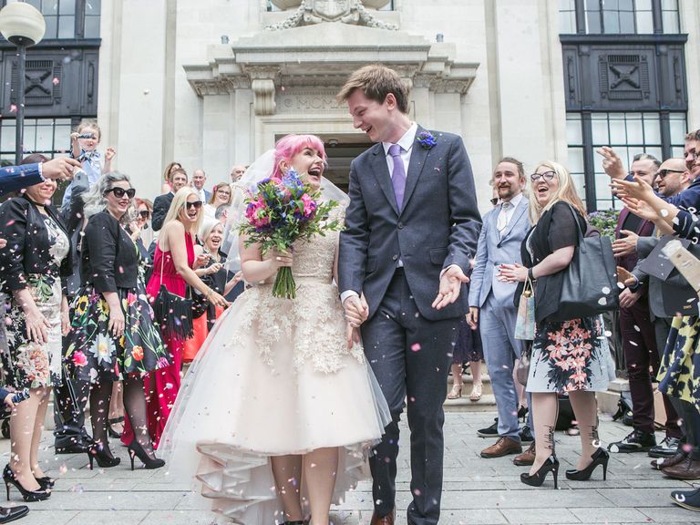 This Book Lover Tweeted at Her Twitter Crush—and Now They’re Married!